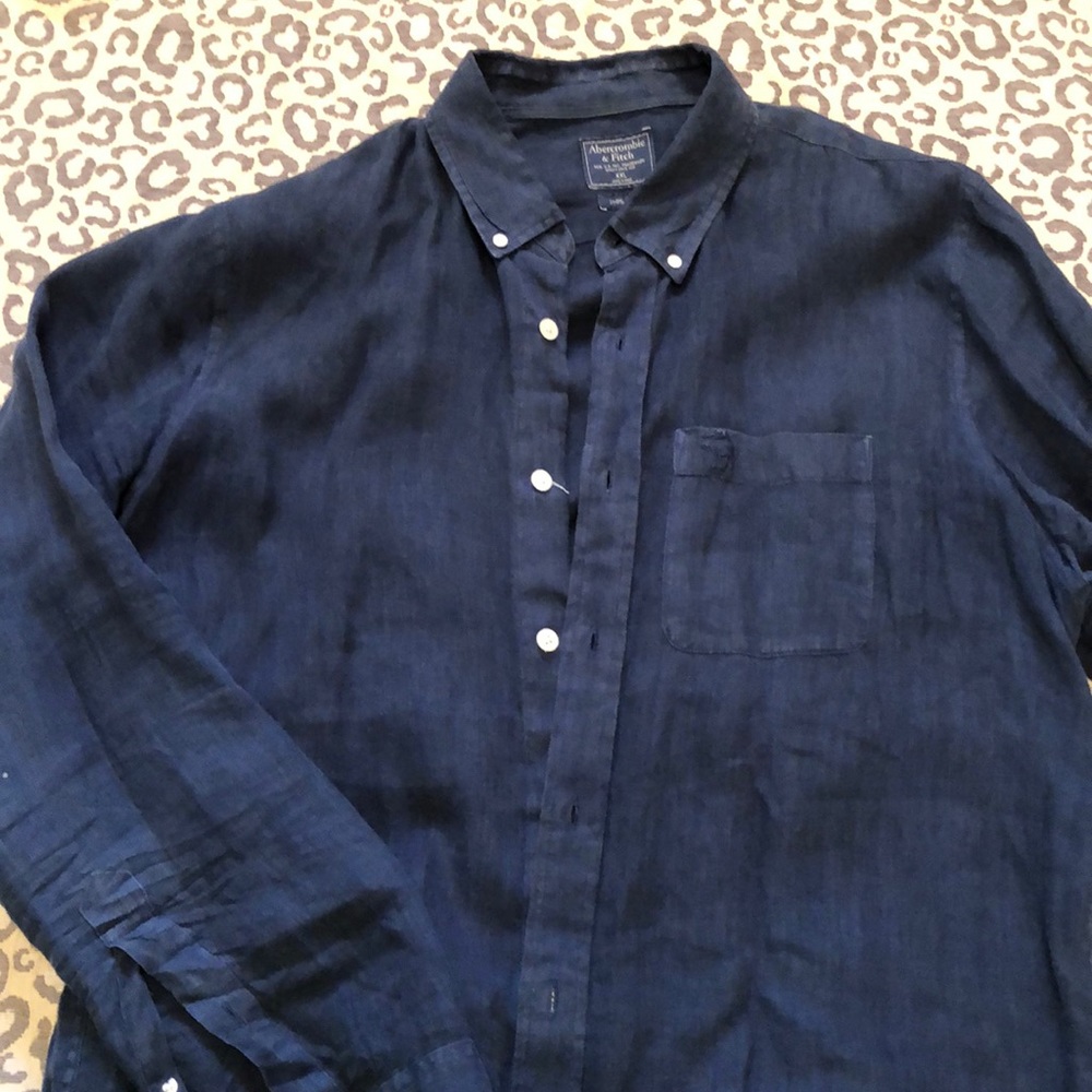 Men’s Linen button down shirt